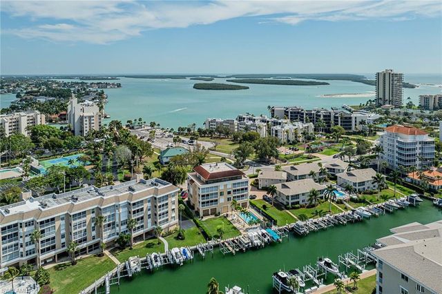 908 Collier CT 302, Marco Island, FL 34145