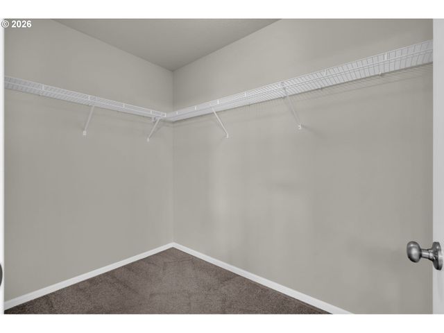 1717 Ne PIONEER Ln, Camas, WA 98607
