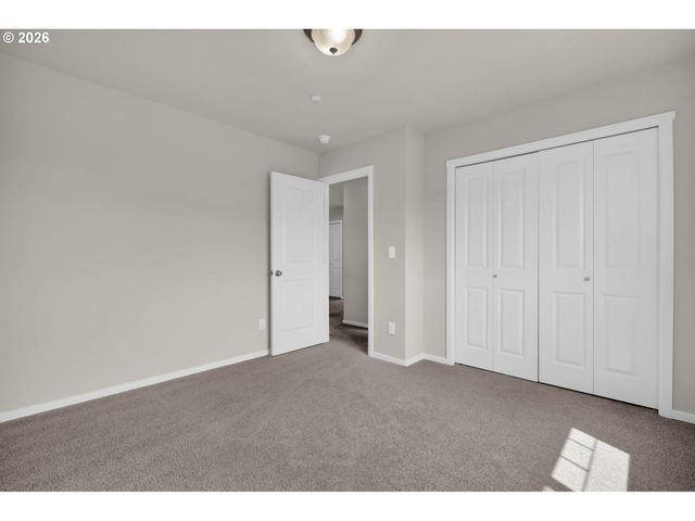 1717 Ne PIONEER Ln, Camas, WA 98607