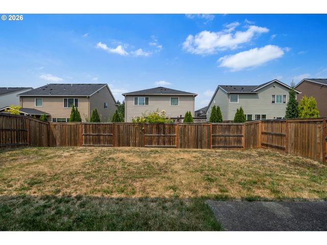 1717 Ne PIONEER Ln, Camas, WA 98607