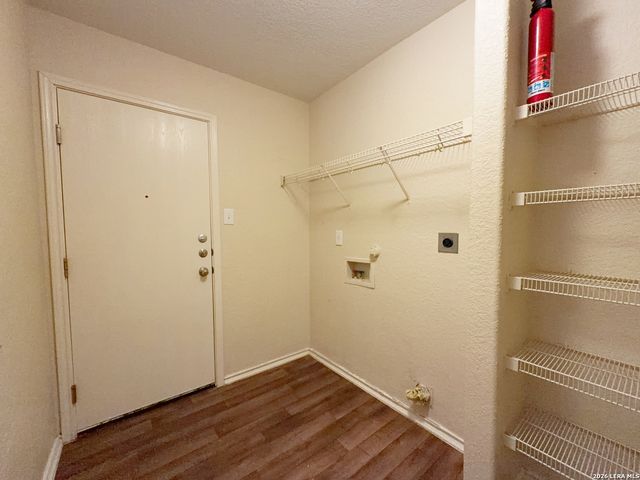 10247 Huisache Field, Helotes, TX 78023
