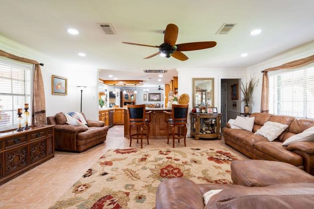 381 Highridge Drive, Houma, LA 70363