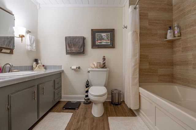 381 Highridge Drive, Houma, LA 70363