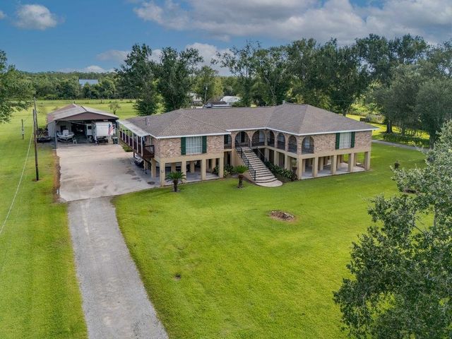 381 Highridge Drive, Houma, LA 70363