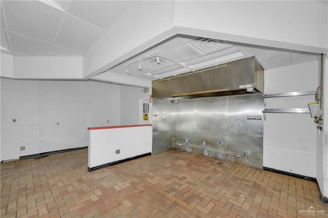 3620 Buddy Owens, Mcallen, TX 78504