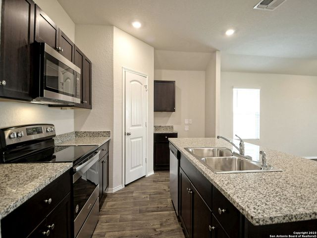 771 Monarch, Seguin, TX 78155