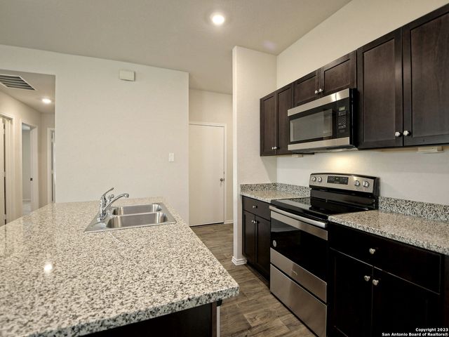 771 Monarch, Seguin, TX 78155