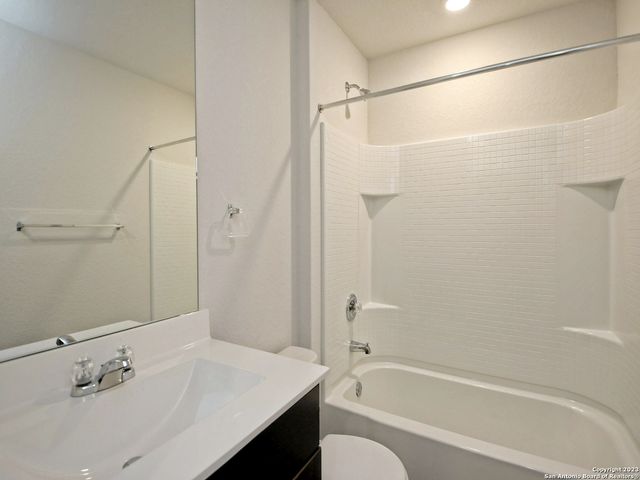 771 Monarch, Seguin, TX 78155