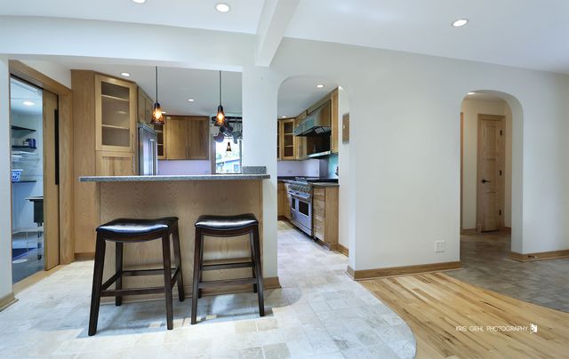 9425 Byrne Drive, Fox River Grove, IL 60021