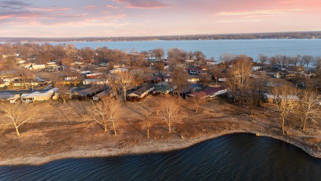 25811 S 605 Road, Grove, OK 74344