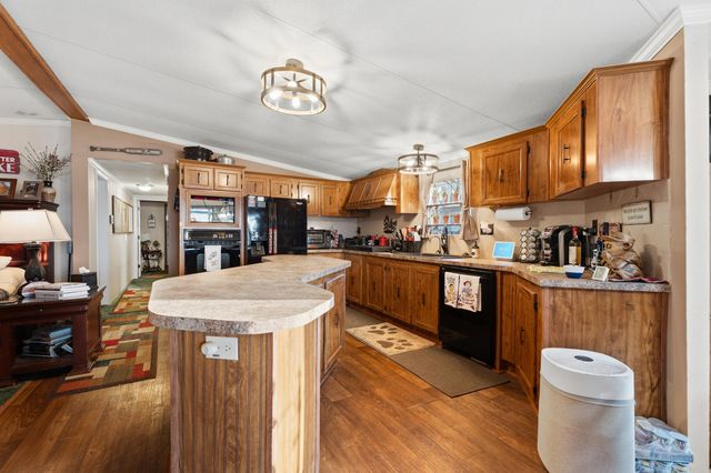 25811 S 605 Road, Grove, OK 74344