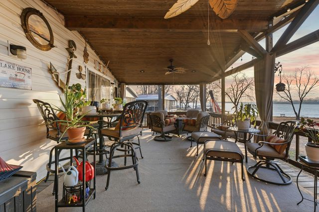 25811 S 605 Road, Grove, OK 74344