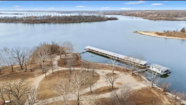 25811 S 605 Road, Grove, OK 74344