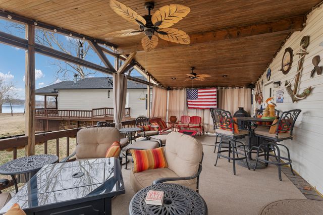 25811 S 605 Road, Grove, OK 74344