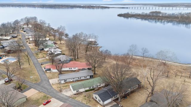 25811 S 605 Road, Grove, OK 74344