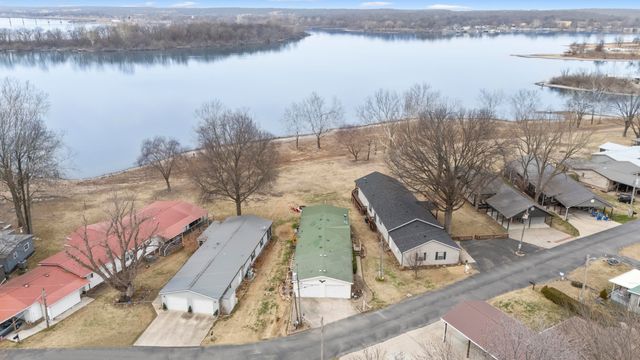 25811 S 605 Road, Grove, OK 74344