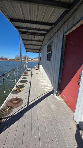 25811 S 605 Road, Grove, OK 74344