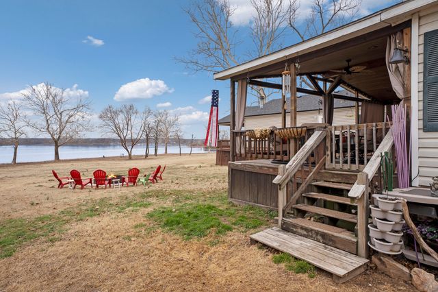 25811 S 605 Road, Grove, OK 74344