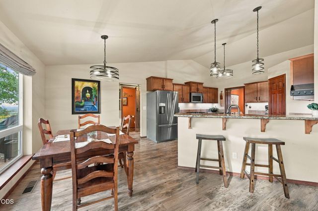 10835 SW Mintken Lane, Culver, OR 97734
