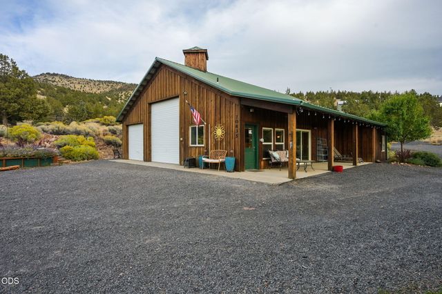 10835 SW Mintken Lane, Culver, OR 97734