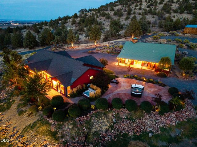 10835 SW Mintken Lane, Culver, OR 97734