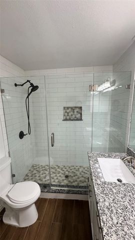 221 Hyta Street, Houston, TX 77018
