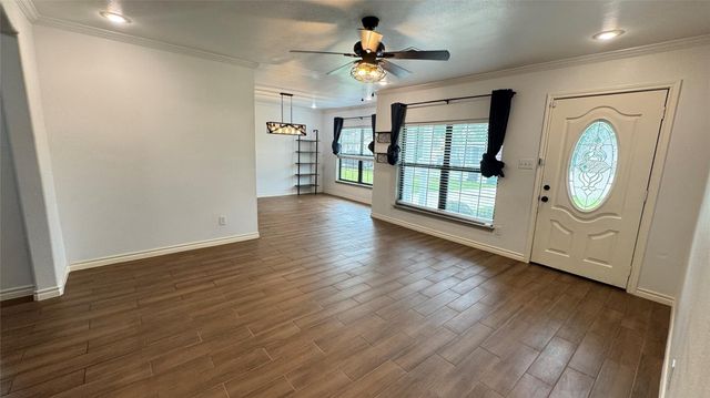 221 Hyta Street, Houston, TX 77018