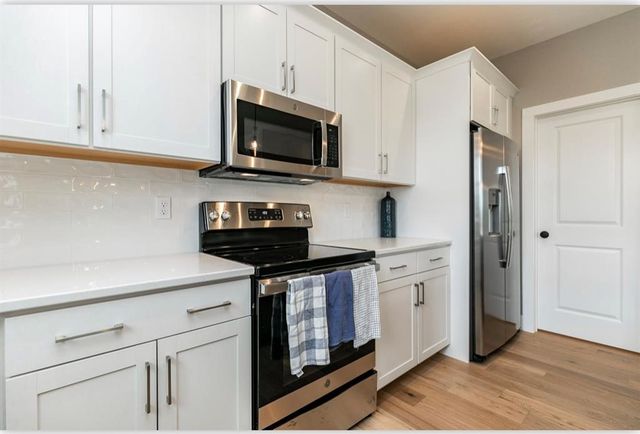 509 Grey Slate Drive SW, Cedar Rapids, IA 52404