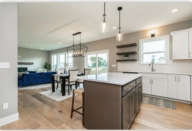 509 Grey Slate Drive SW, Cedar Rapids, IA 52404