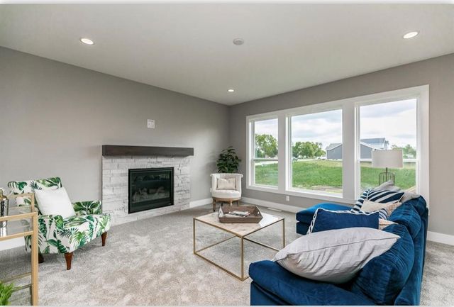 509 Grey Slate Drive SW, Cedar Rapids, IA 52404