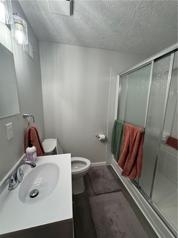 164 Woodstone Lane, New Kensington, PA 15068