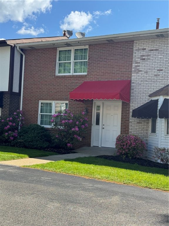 164 Woodstone Lane, New Kensington, PA 15068