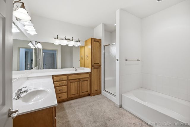 10110 S 94th East Place, Tulsa, OK 74133