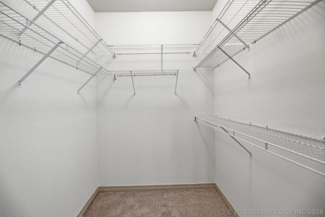 10110 S 94th East Place, Tulsa, OK 74133