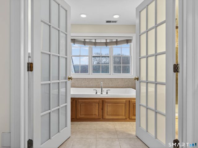 17 Salem Hollow Lane, Salem, CT 06420