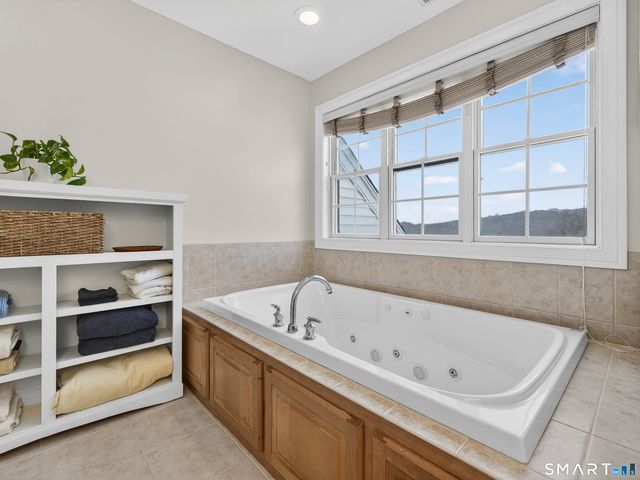 17 Salem Hollow Lane, Salem, CT 06420