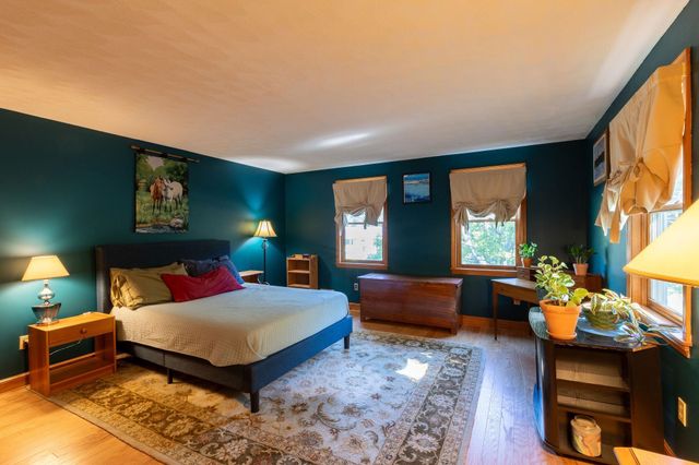 10 Lund Drive, Hudson, NH 03051