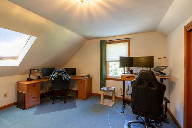 10 Lund Drive, Hudson, NH 03051