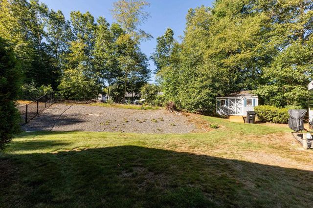 10 Lund Drive, Hudson, NH 03051