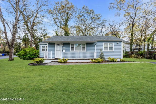 593 Beach Plum Road, Brick, NJ 08723