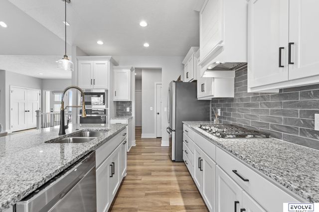 18128 Gretchen Avenue, Elkhorn, NE 68022