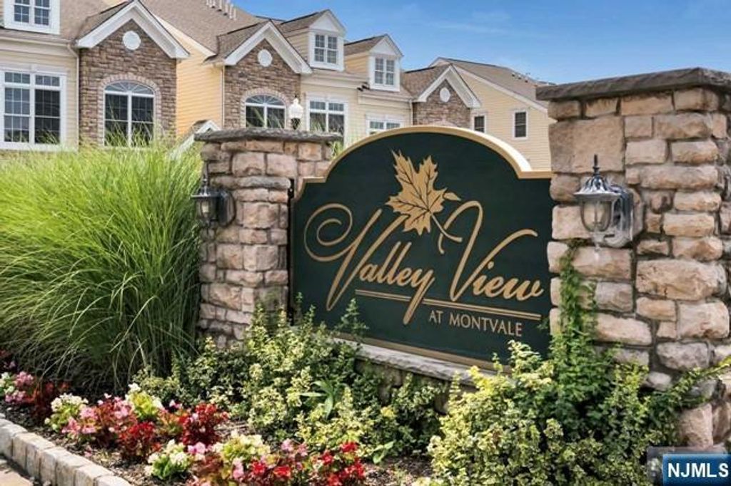 14A Forshee Circle, Montvale, NJ 07645