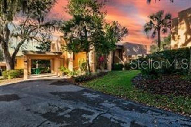 601 W OLD US HIGHWAY 441 8B, Mount Dora, FL 32757