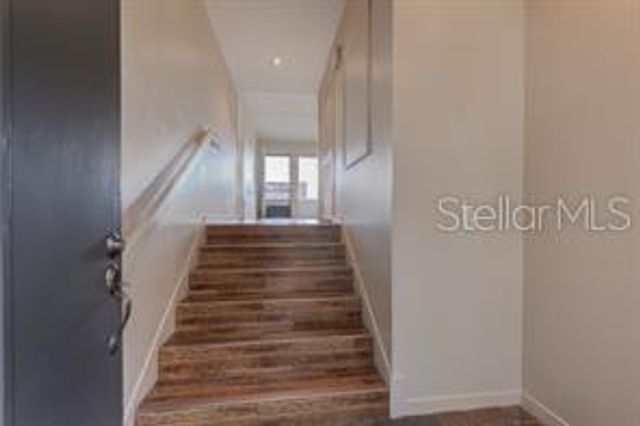 601 W OLD US HIGHWAY 441 8B, Mount Dora, FL 32757