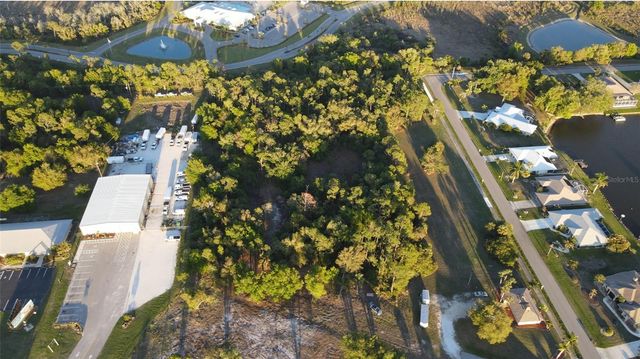 12354 SW CO ROAD 769, Lake Suzy, FL 34269