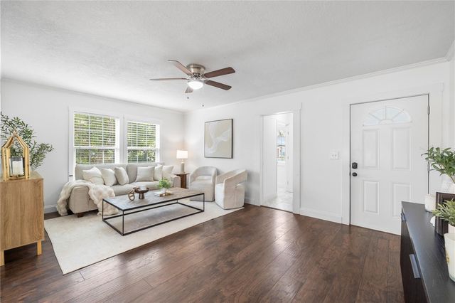 4009 N SEMINOLE AVENUE, Tampa, FL 33603