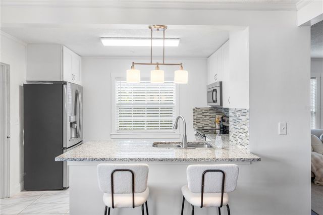 4009 N SEMINOLE AVENUE, Tampa, FL 33603