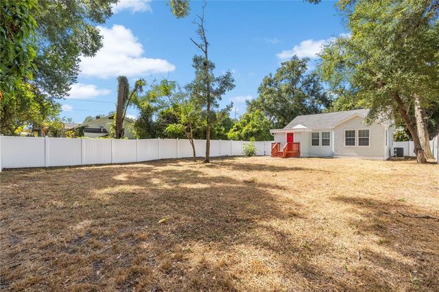 4009 N SEMINOLE AVENUE, Tampa, FL 33603