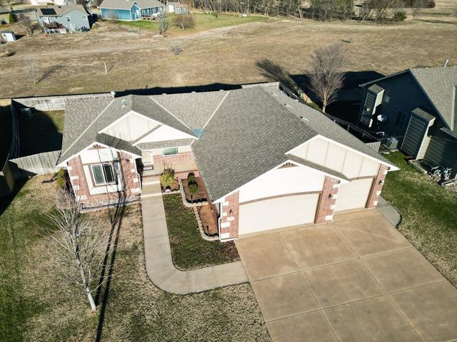 3219 N Emerson St, Derby, KS 67037