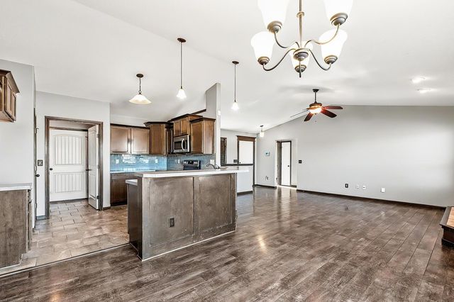 3219 N Emerson St, Derby, KS 67037